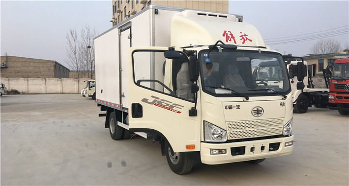 解放虎V 5.2米冷藏車