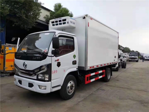 東風(fēng)多利卡冷藏車(國六)