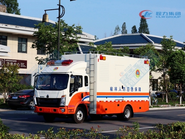 重汽豪沃移動(dòng)式發(fā)電車[80-200kW]