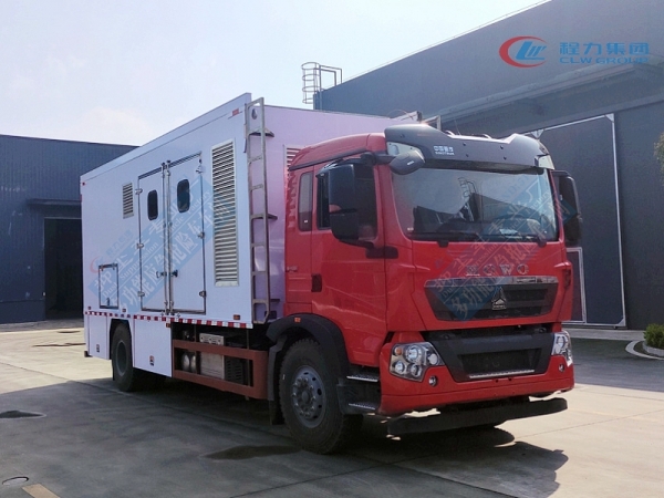 重汽T5G移動(dòng)應(yīng)急電源車[100-500kW]