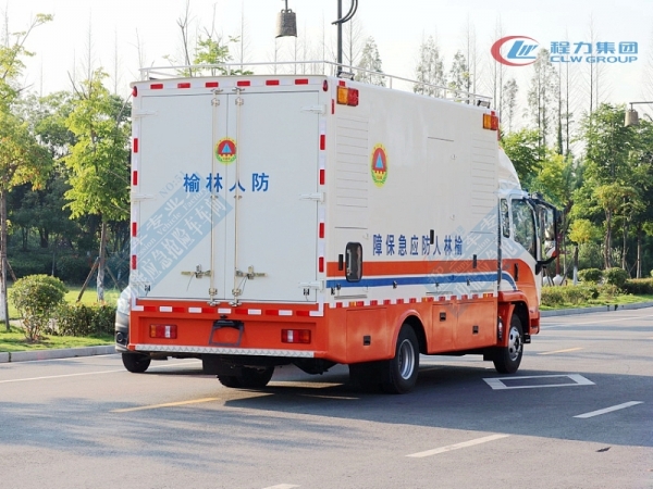 重汽豪沃移動(dòng)式發(fā)電車(chē)[80-200kW]